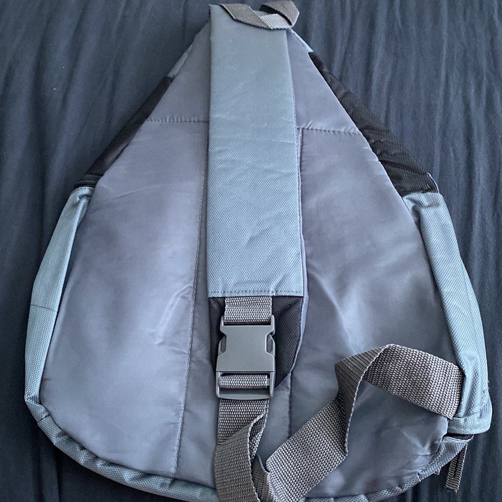 Sling backpack - Picture 8 of 8